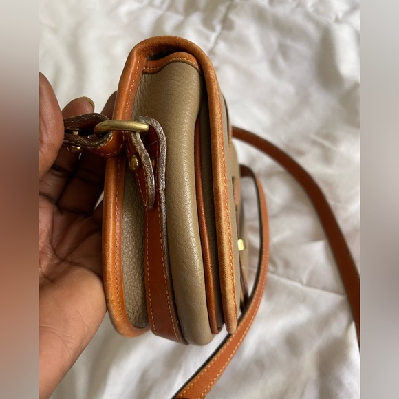 EUC Vintage Dooney & Bourke arrow head crossbody bag - Picture 6 of 12